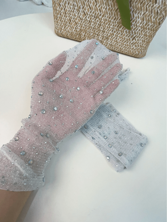 1 Pair Women's Silver Rhinestone & Gold Silver Wire Arm Sleeves With Sun Protection And Lace Detail, Shiny Sheer Mesh Fabric - Lolli World Marketplace