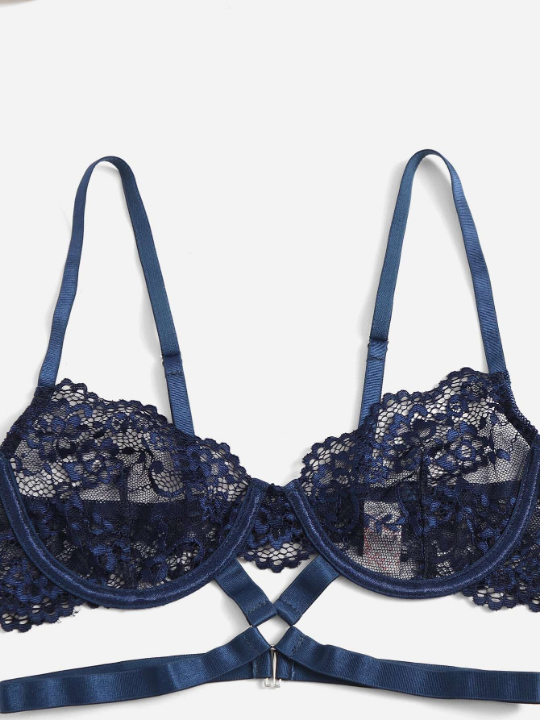 ROMWE Kawaii Floral Lace Ring Linked Lingerie Set