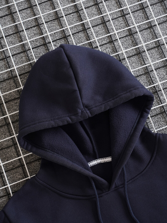 Men Solid Drawstring Pocket Detail Thermal Lined Sweatshirt