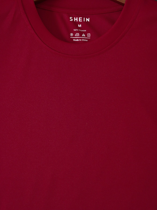 Men Solid Round Neck Tee