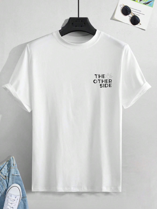 Manfinity Homme Men Figure & Slogan Graphic Tee