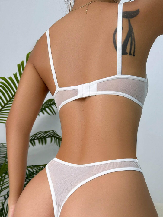 Classic Sexy Floral Lace Underwire Lingerie Set