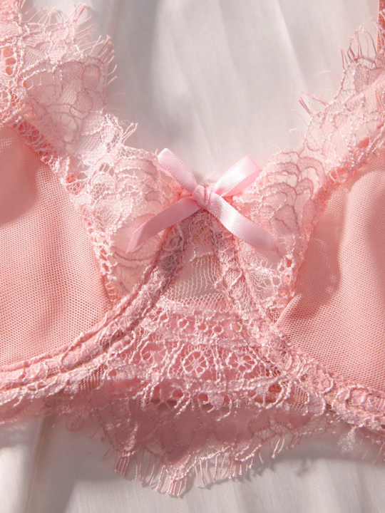 Contrast Lace Underwire Lingerie Set