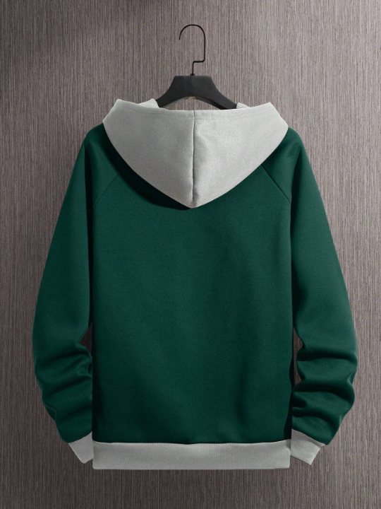 Men Colorblock Raglan Sleeve Drawstring Thermal Lined Hoodie