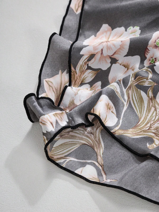 Classic Sexy Floral Lace Bralette With Floral Print Shorts