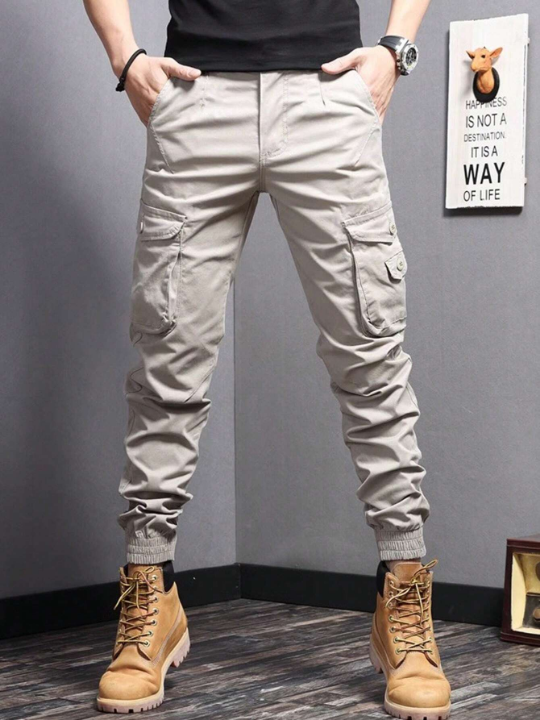 Manfinity LEGND Men Flap Pocket Cargo Pants