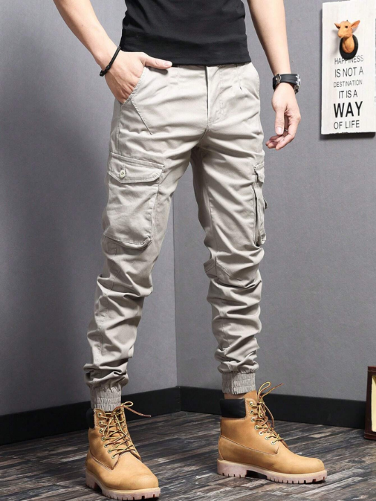 Manfinity LEGND Men Flap Pocket Cargo Pants