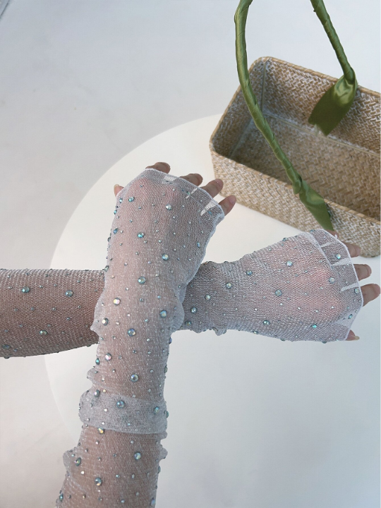 1 Pair Women's Silver Rhinestone & Gold Silver Wire Arm Sleeves With Sun Protection And Lace Detail, Shiny Sheer Mesh Fabric