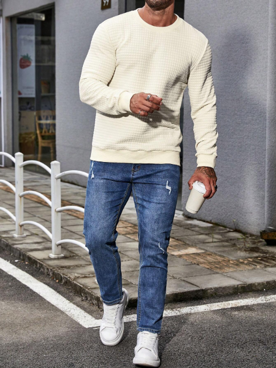 Manfinity Homme Men Solid Round Neck Sweatshirt