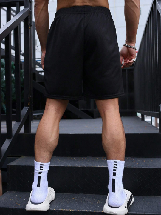 Sport Corelite Men Letter Graphic Sports Shorts