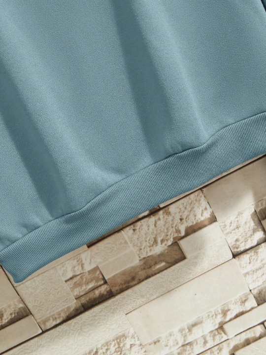 Men Solid Thermal Lined Sweatshirt