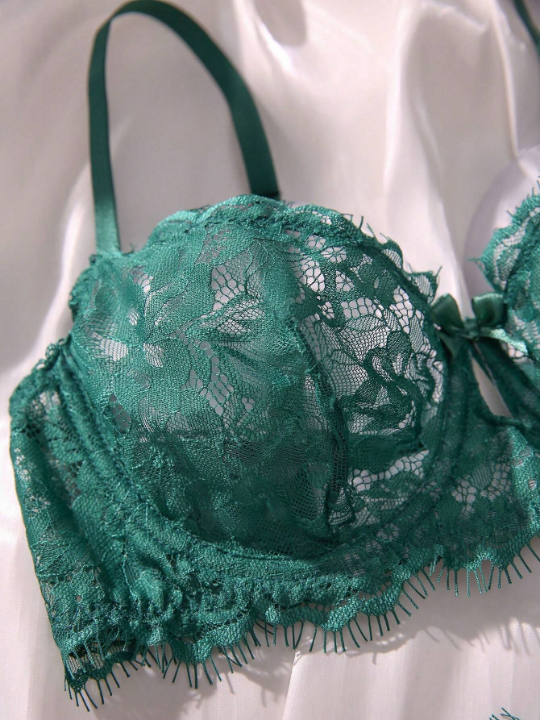 Classic Sexy Floral Lace Underwire Lingerie Set