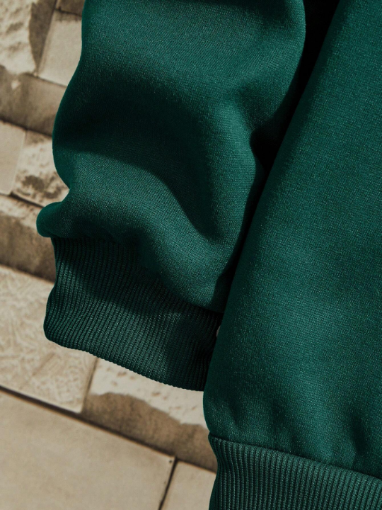 Men Letter Graphic Thermal Lined Sweatshirt