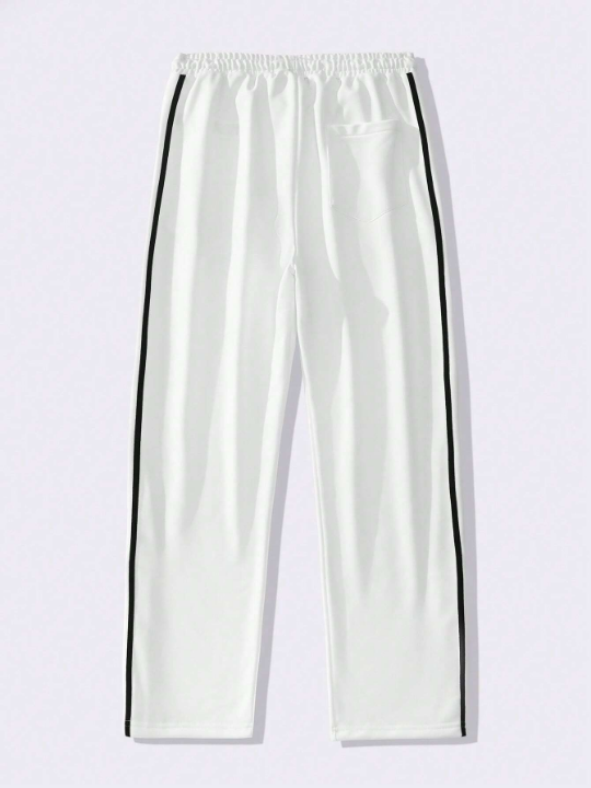 Manfinity Homme Loose Fit Men's Sweatpants With Contrast Tape And Button Side Design
