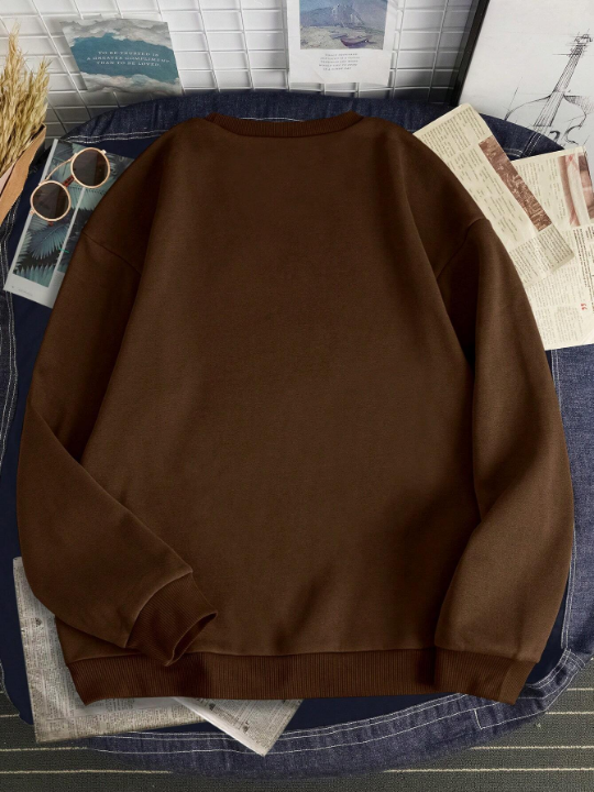 Men Mountain & Letter Graphic Thermal Lined Sweatshirt