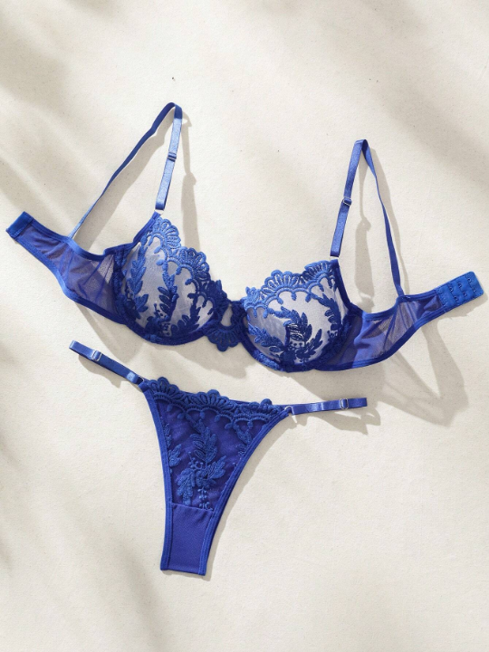 Pure Desire Plants Embroidered Mesh Underwire Lingerie Set