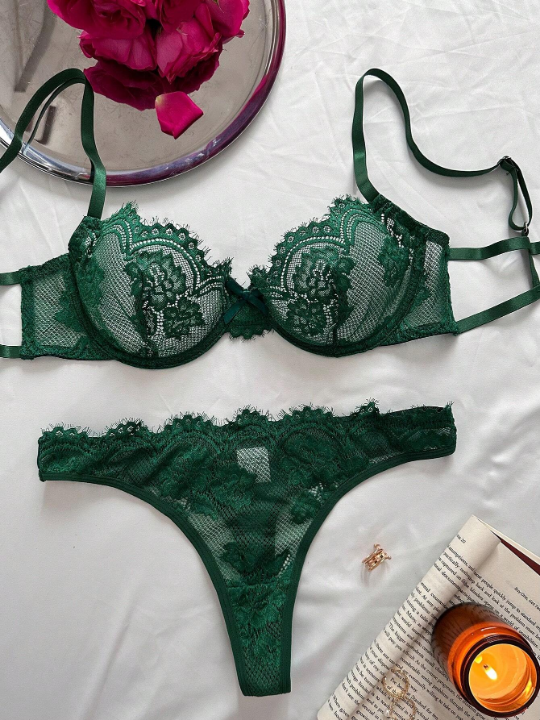 Floral Lace Underwire Lingerie Set
