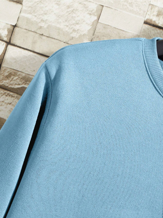Men Solid Thermal Lined Sweatshirt Without Necklace