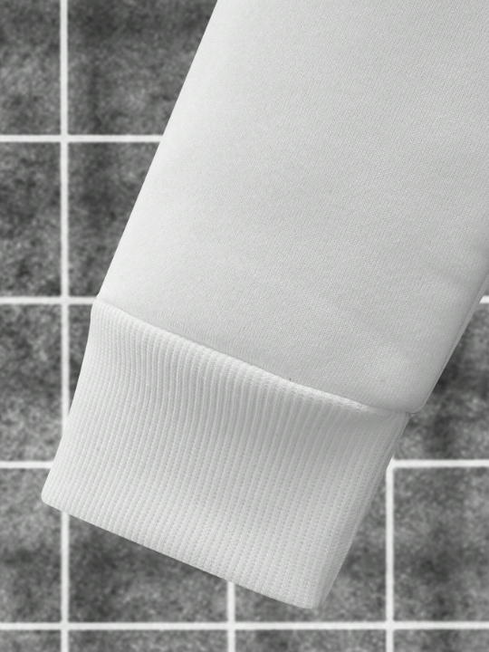 Manfinity Hypemode Men's Text Graphic Hooded Sweatshirt