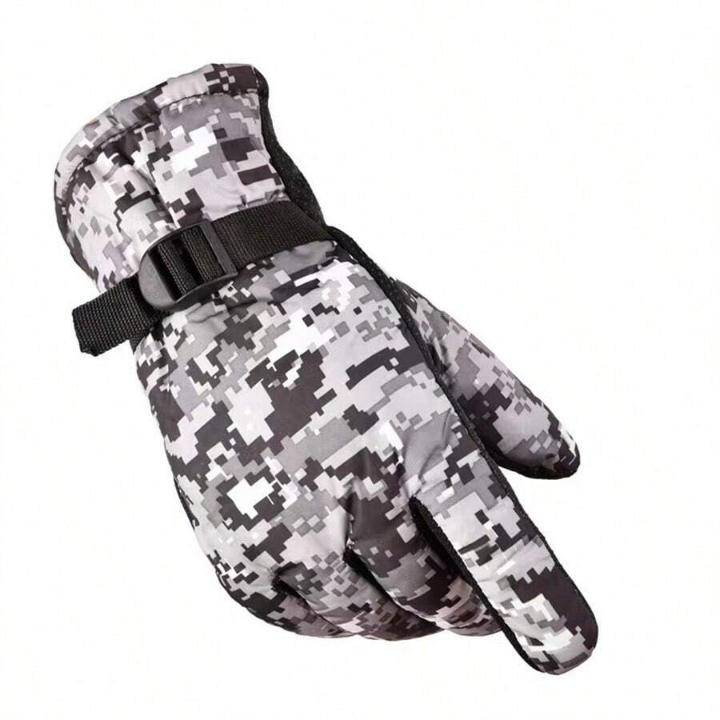 A Pair Of Winter Cycling Warm Camouflage Gloves, Non-slip, Velvet And Thickened Gloves