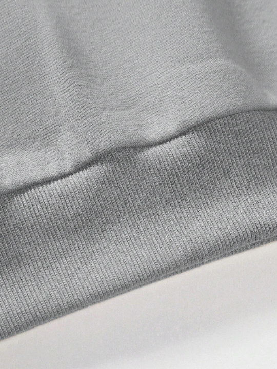 Cottnline Men's Drop Shoulder Letter Patch Fleece Pullover Sweatshirt