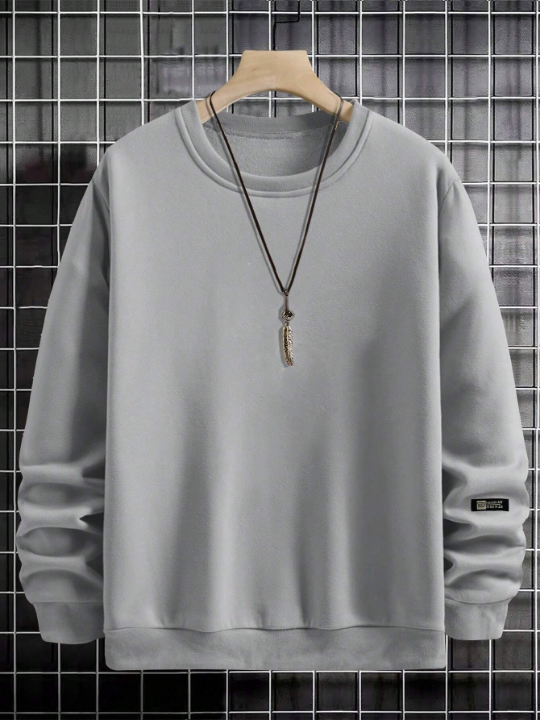 Cottnline Men's Drop Shoulder Letter Patch Fleece Pullover Sweatshirt