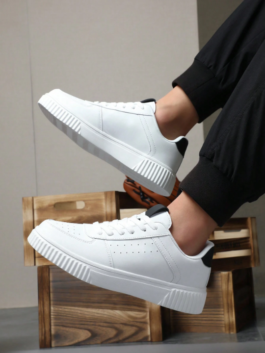 Men's New Fashion Trend Comfortable Breathable Simple Casual Shoes Men's Outdoor Round Toe Lace-up Low-top Sports Shoes