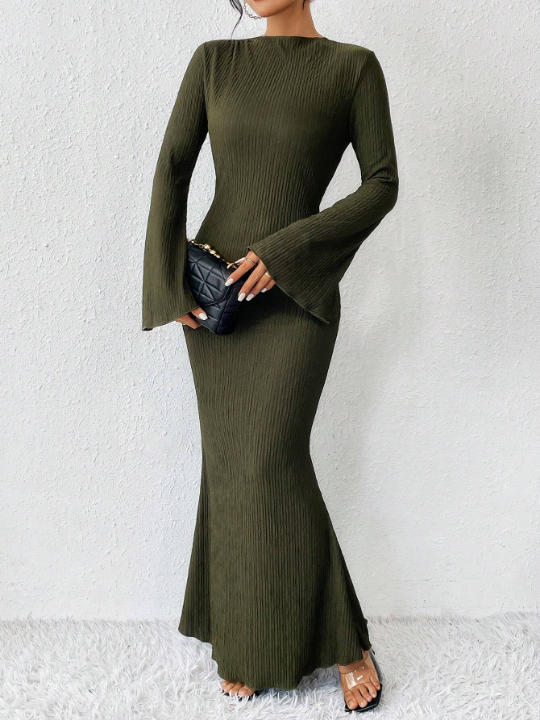Priv Solid Color Long Bell Sleeve Women's Dress