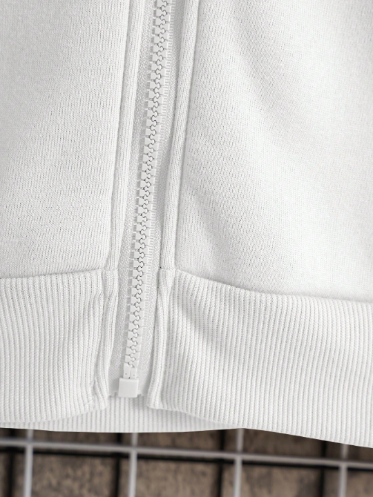 Men's Kangaroo Pocket Drawstring Hoodie With Warm Lining And Zipper Closure