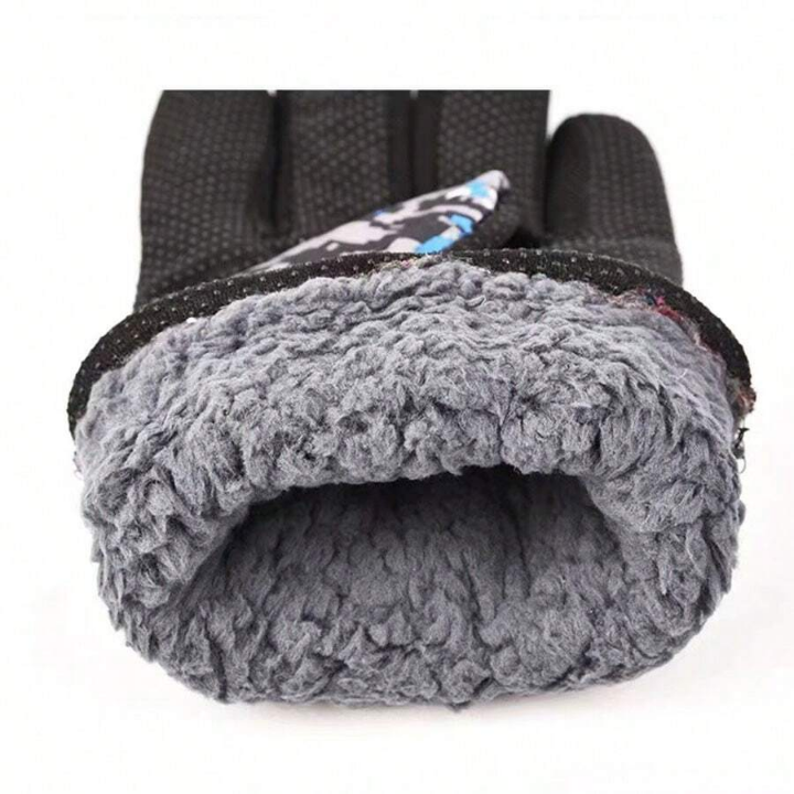 A Pair Of Winter Cycling Warm Camouflage Gloves, Non-slip, Velvet And Thickened Gloves