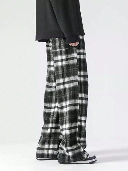 Manfinity Hypemode Loose Fit Men's Plaid Long Trousers