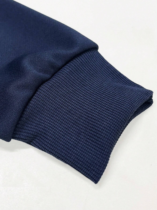 Manfinity Hypemode Men's Casual Loose Half Zipper Stand Collar Letter Graphic Drop Shoulder Sweatshirt