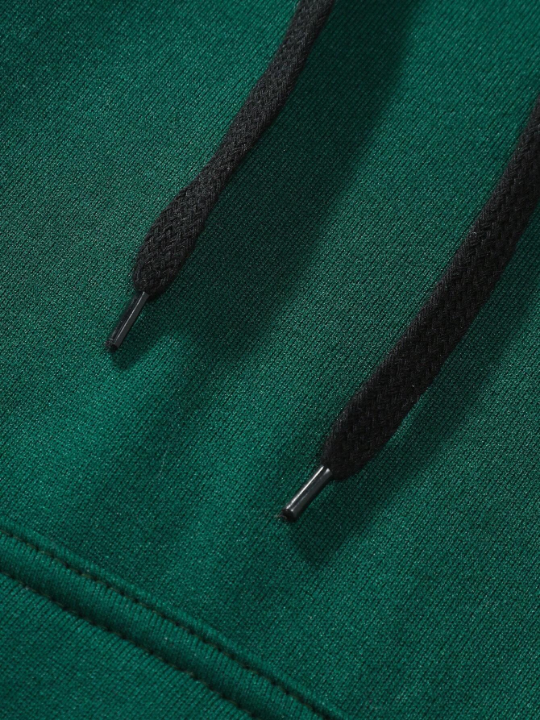 Manfinity Men'S Letter Skeleton Hand Printed Hoodie