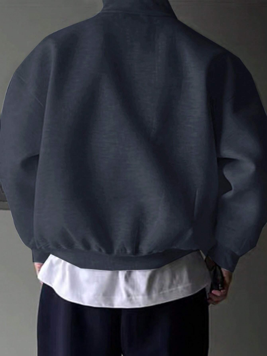 Manfinity Hypemode Men's Half-Zip Front Letter Patch Sweatshirt With Kangaroo Pocket