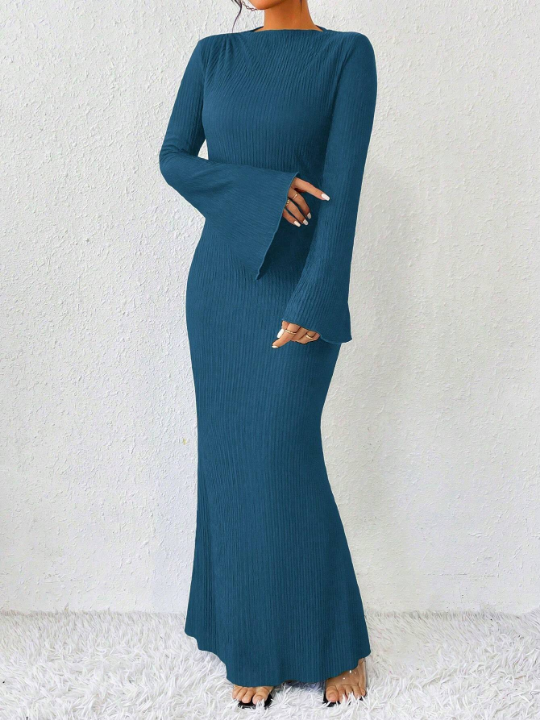 Priv Trumpet Sleeves Mermaid Hem Dress