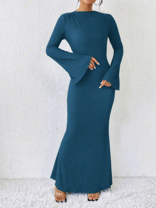 Priv Trumpet Sleeves Mermaid Hem Dress