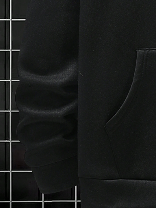 Manfinity Hypemode Men's Solid Color Long Sleeve Hoodie