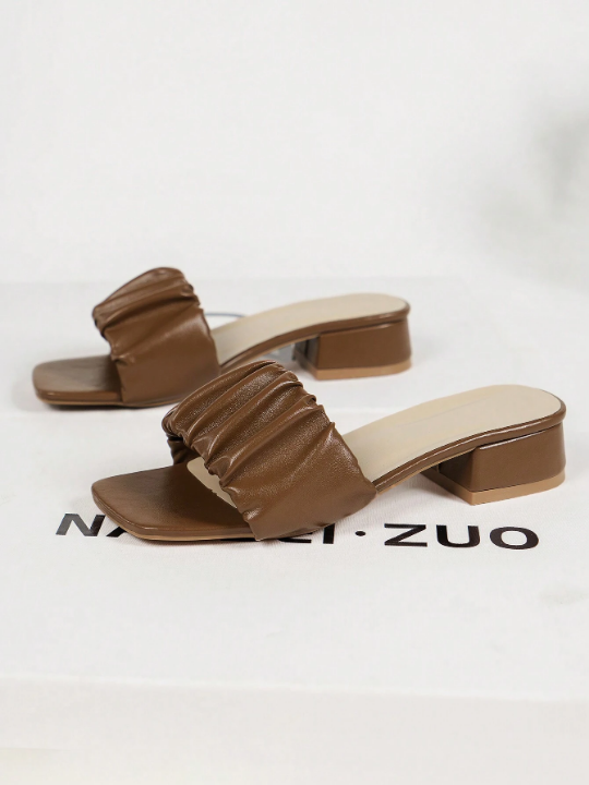Ladies' Fashionable & Versatile Peep Toe Sandals/Slippers