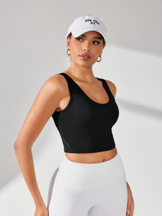 Women's Sports Bra With Reflective Dots For Night Running