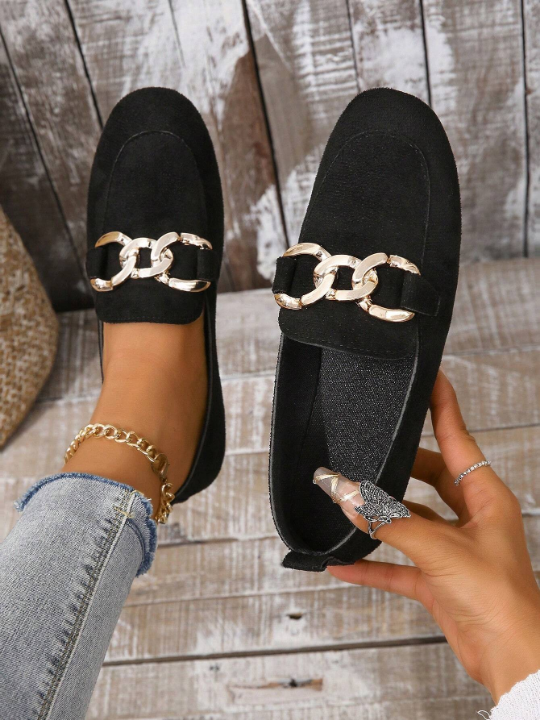 Black Ladies' Metal Buckle & Fashionable Flat Shoes, Four Seasons