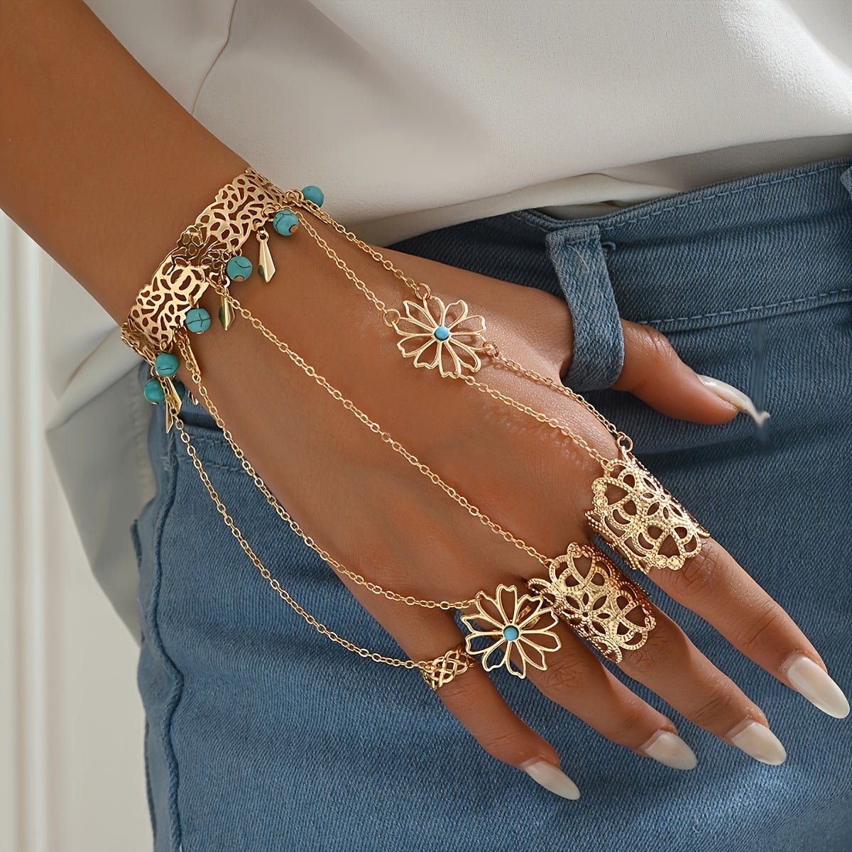 1pc Bohemian Style Golden Metal Finger Ring Bracelet with Turquoise Beads & Floral Patterns – Elegant Hand Chain for Women, Perfect for Parties, Vacations, and Casual Attire, Party Accessories | Bohemian Style Bracelet | Golden Metal Bracelet