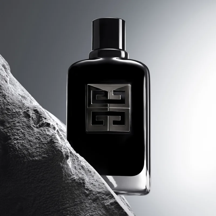 GIVENCHY Gentleman Society Extrême