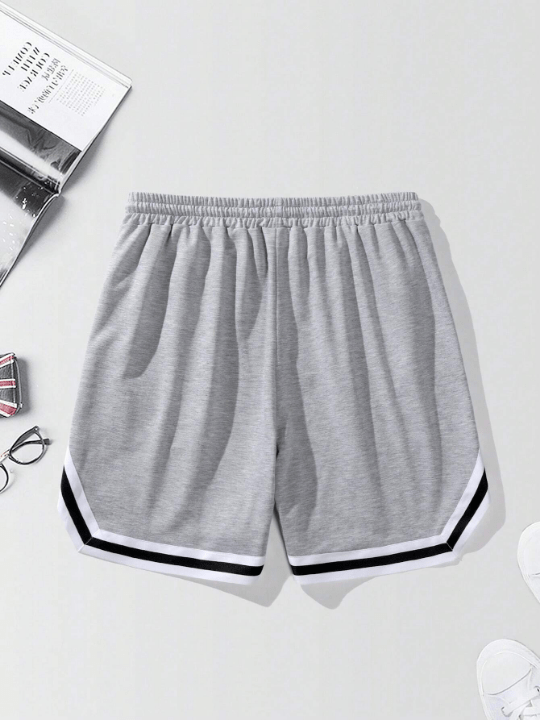 Manfinity EMRG Loose Fit Men's Letter Print Stripe Trim Drawstring Waist Shorts - Lolli World Marketplace