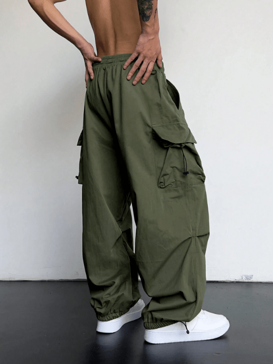 Manfinity EMRG Men Solid Flap Pocket Drawstring Waist Oversized Cargo Pants - Lolli World Marketplace