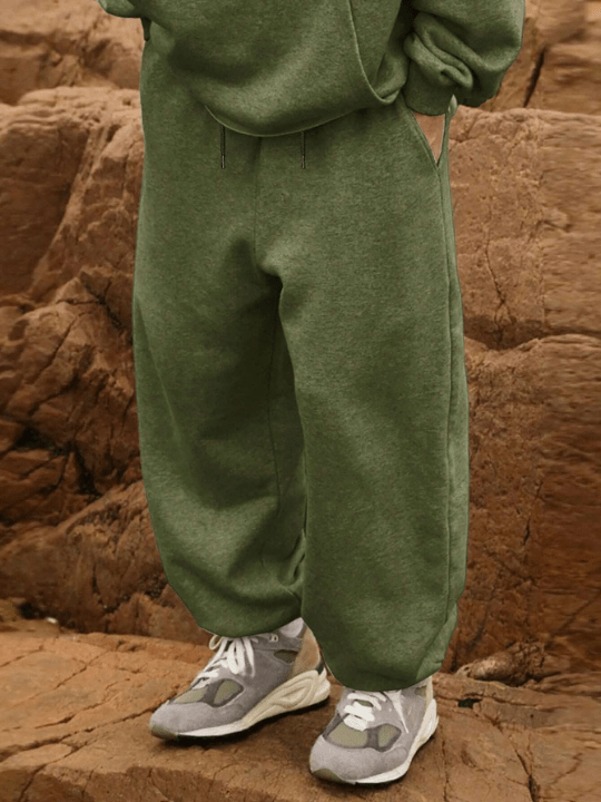 Manfinity Hypemode Loose Fit Men's Solid Color Sweatpants With Drawstring Waist - Lolli World Marketplace