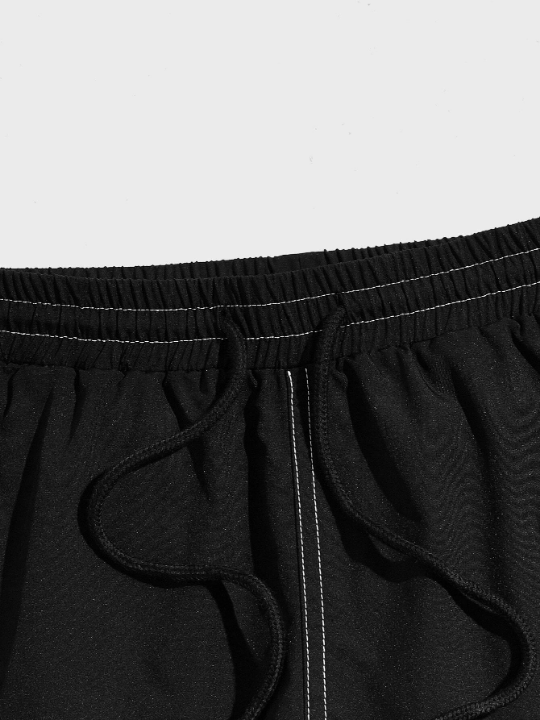 Manfinity Hypemode Men Letter Patched Detail Flap Pocket Drawstring Waist Shorts - Lolli World Marketplace