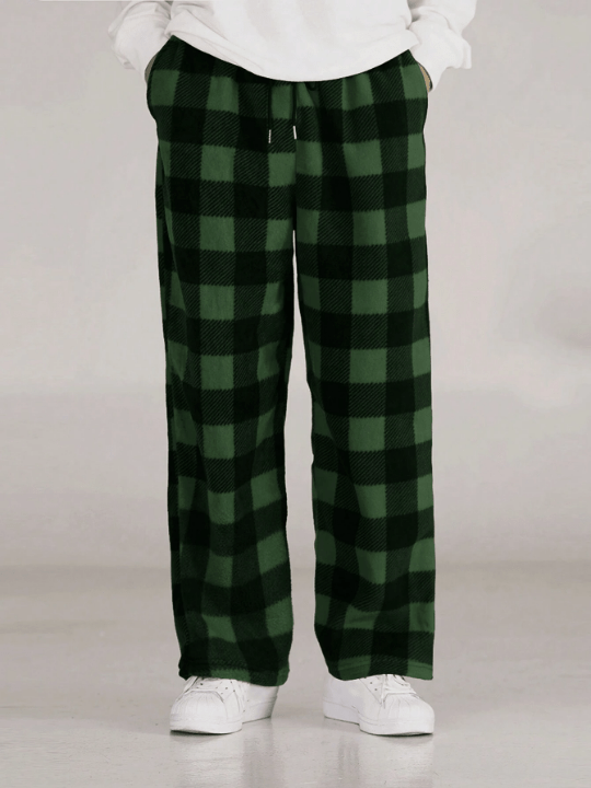 Manfinity Hypemode Men's Gingham Checked Pattern Trousers With Slanted Pockets - Lolli World Marketplace