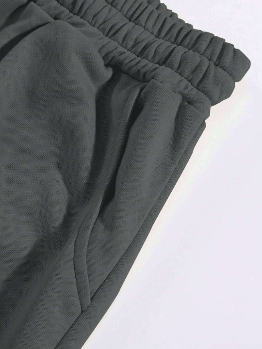 Manfinity Men's Letter & Spider Web Print Drawstring Waist Sweatpants - Lolli World Marketplace