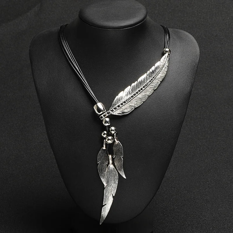 New Bohemian Style Rope Chain Leaf Feather Pattern Pendant For Women Fine Jewelry Collares Statement Necklace