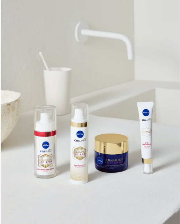 Nivea Cellular Luminous 630